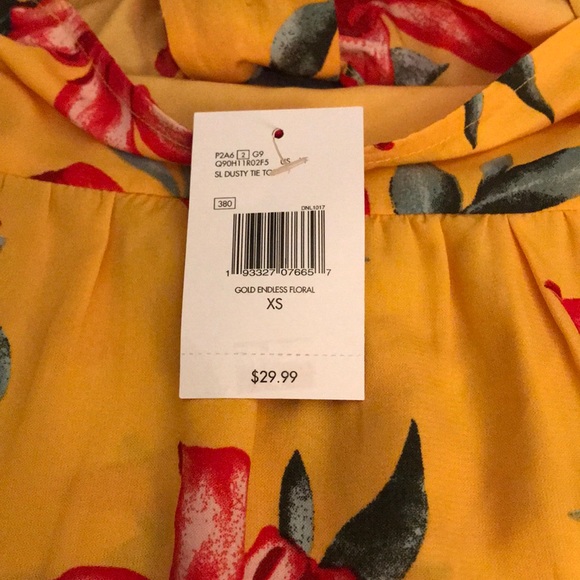 ❤️💛 GUESS TOP. New!! - Picture 5 of 8